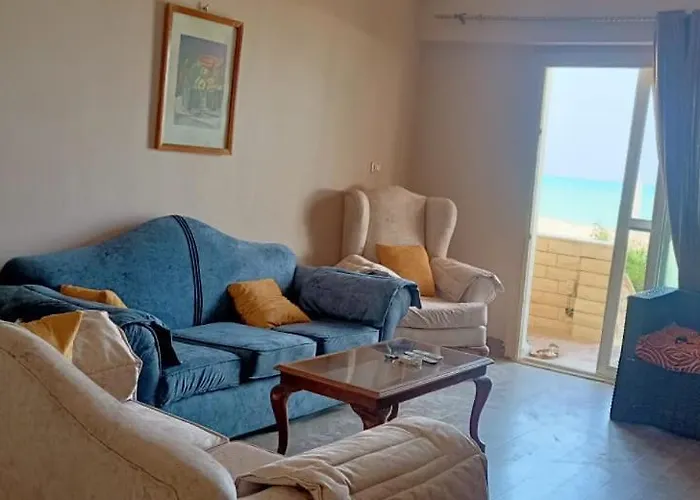 علي البحر صف أول بحديقة خاصة بمنتجع براس سدر Direct Sea View