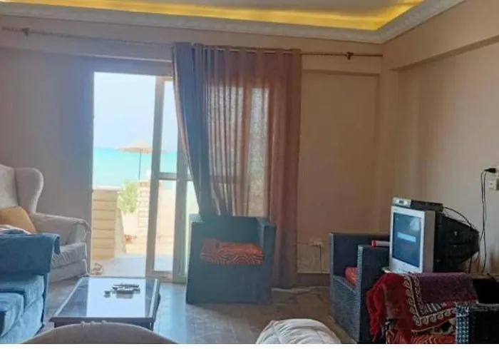 علي البحر صف أول بحديقة خاصة بمنتجع براس سدر Direct Sea View *