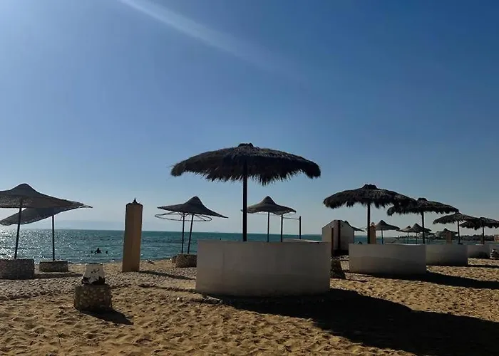 علي البحر صف أول بحديقة خاصة بمنتجع براس سدر Direct Sea View Ras Sedr