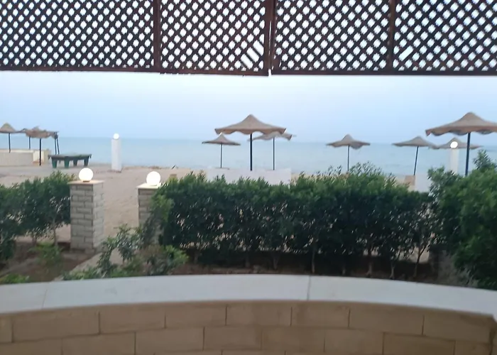 علي البحر صف أول بحديقة خاصة بمنتجع براس سدر Direct Sea View * Ras Sedr